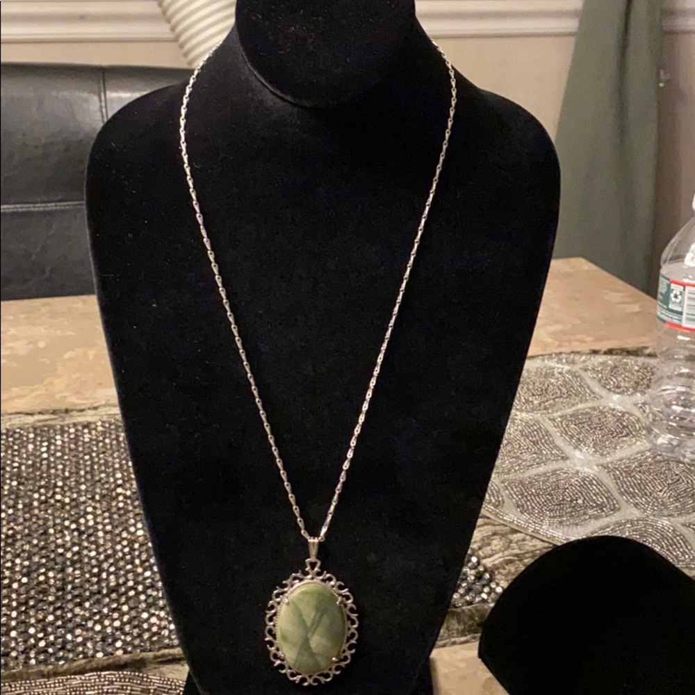 Vintage Victorian Style genuine Agate unique Pendent Necklace